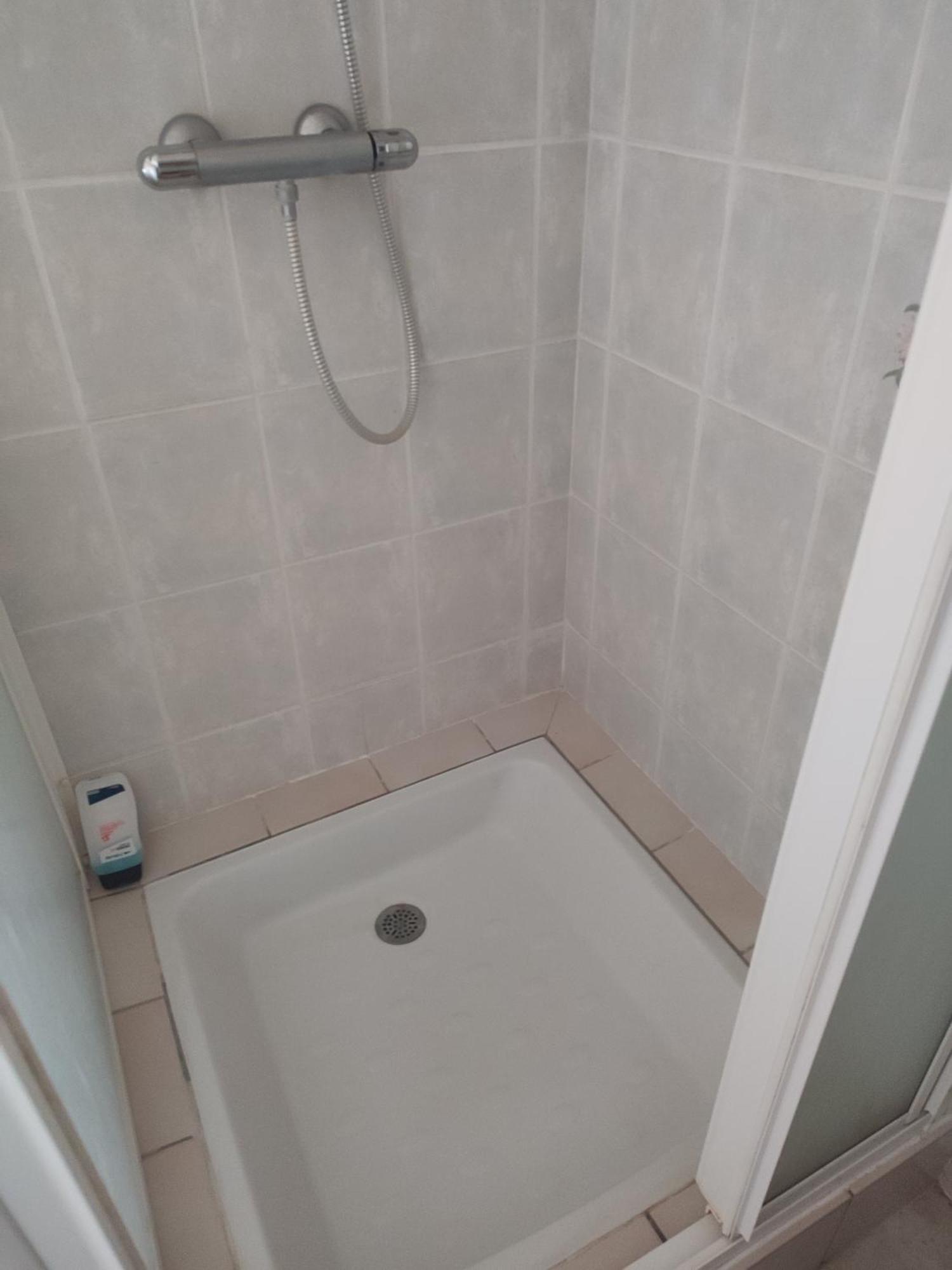 Maison Plain Pied, 2 Chambres, Longere Typique , Fraiche, Dans Bourg Avec Tous Commerces Luçay-le-Mâle 외부 사진
