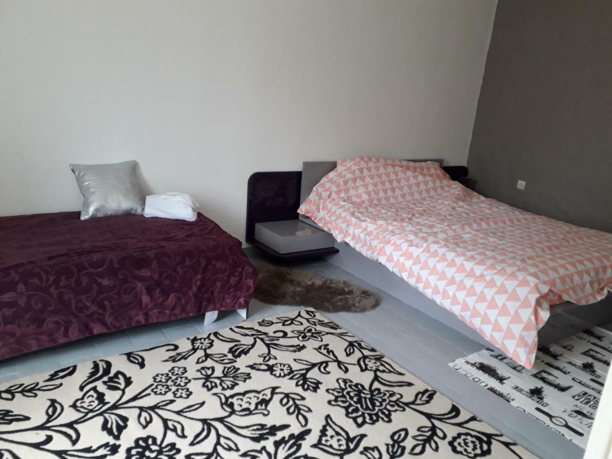 Maison Plain Pied, 2 Chambres, Longere Typique , Fraiche, Dans Bourg Avec Tous Commerces Luçay-le-Mâle 외부 사진