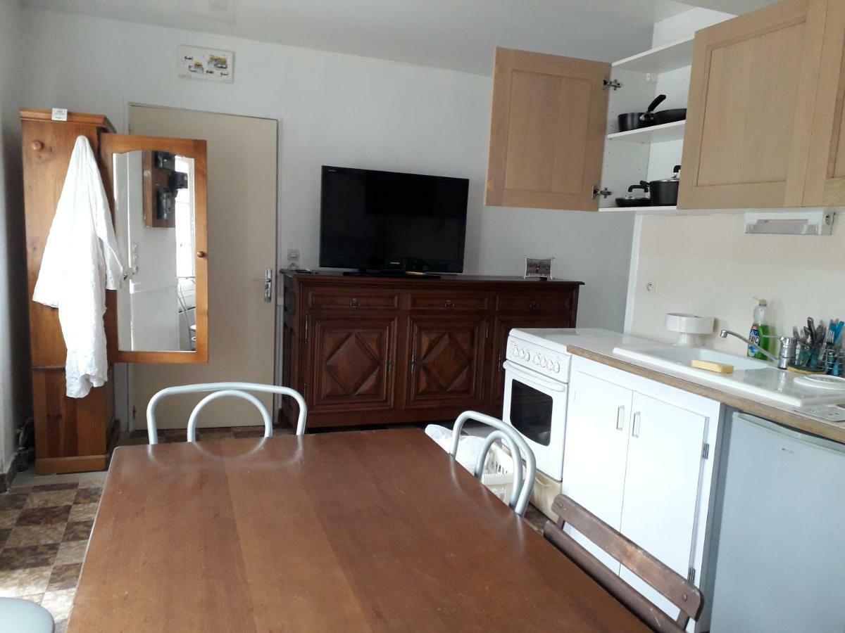 Maison Plain Pied, 2 Chambres, Longere Typique , Fraiche, Dans Bourg Avec Tous Commerces Luçay-le-Mâle 외부 사진